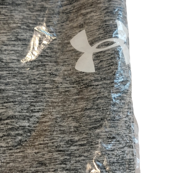 Under Armour Heatgear Gray Long Sleeve Light Weight Activewear Men's Size Small - Picture 3 of 12